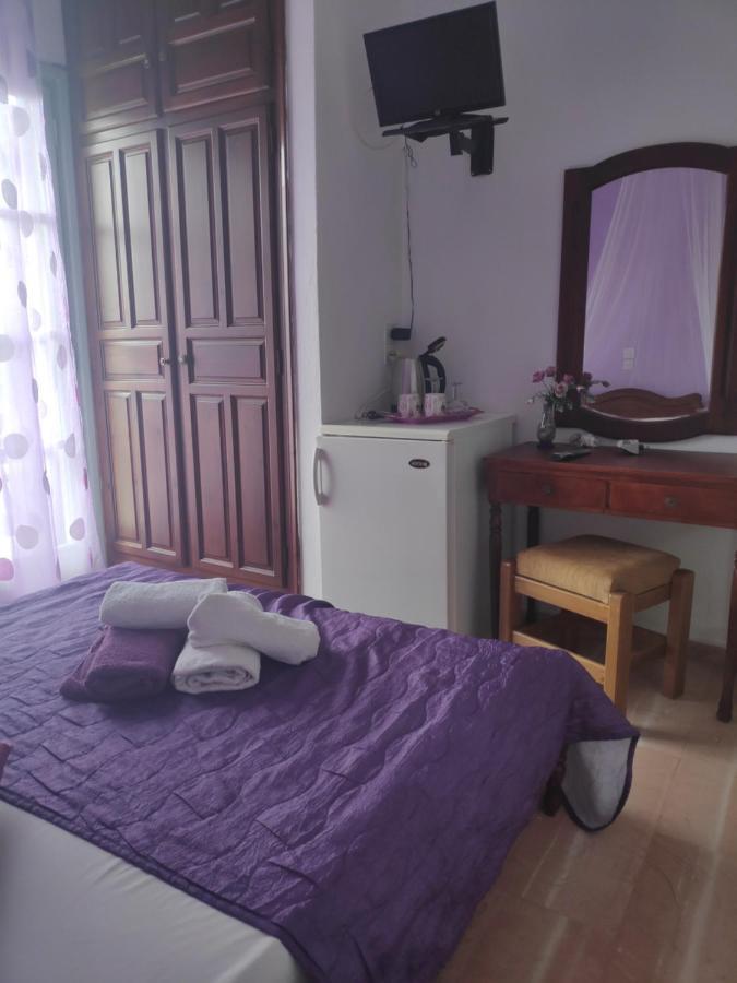 Angela - Zoi Rooms Skiathos Town Exterior photo